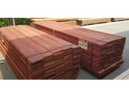 Planche en bois exotique CL1 6X100 3550mm
